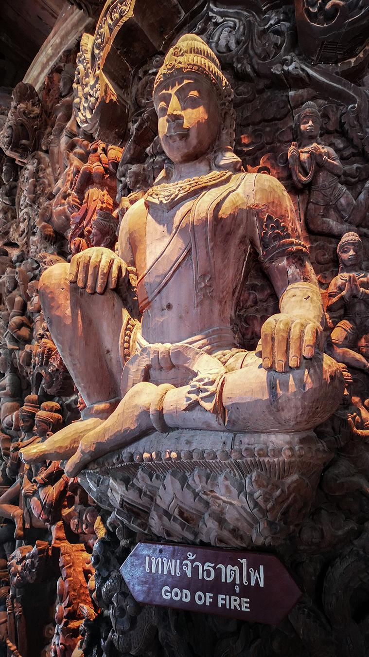 404   Pattaya   005   Temple de la verite